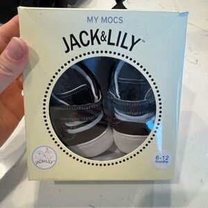 My Mocs Jack & Lily size 6-12 months NEW IN BOX (2.5-3.5)